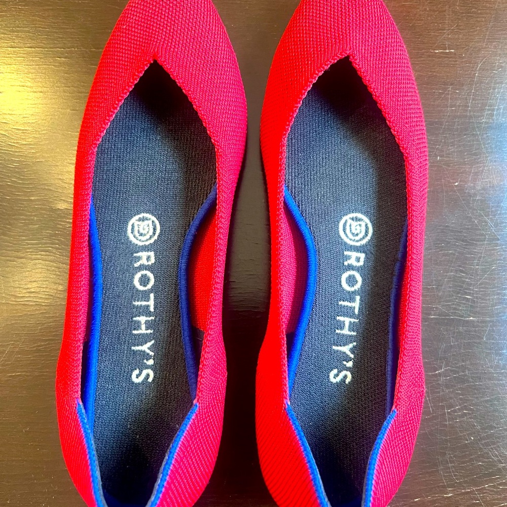 Red Rothy’s size 8